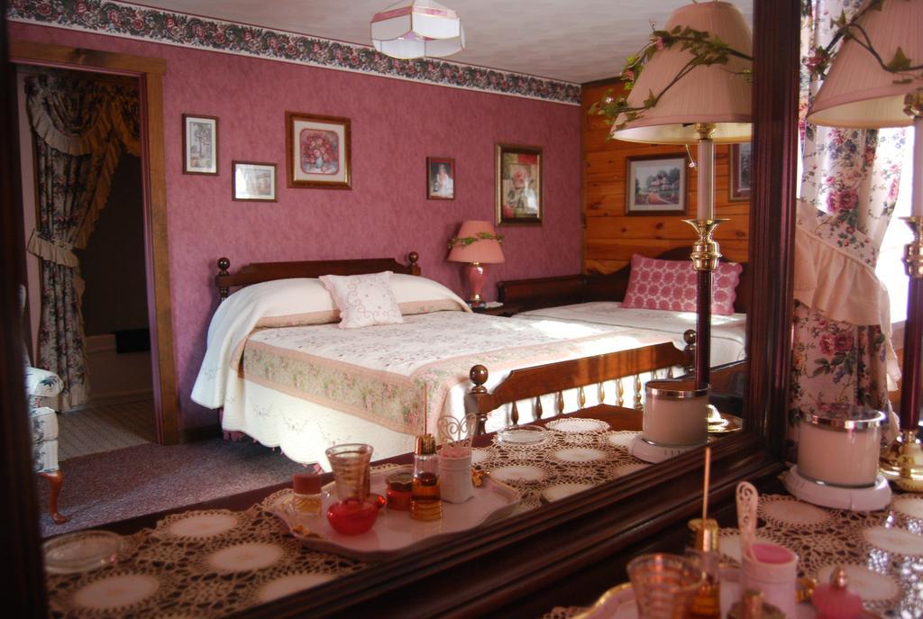 Berry Patch Bnb Лебанон Номер фото