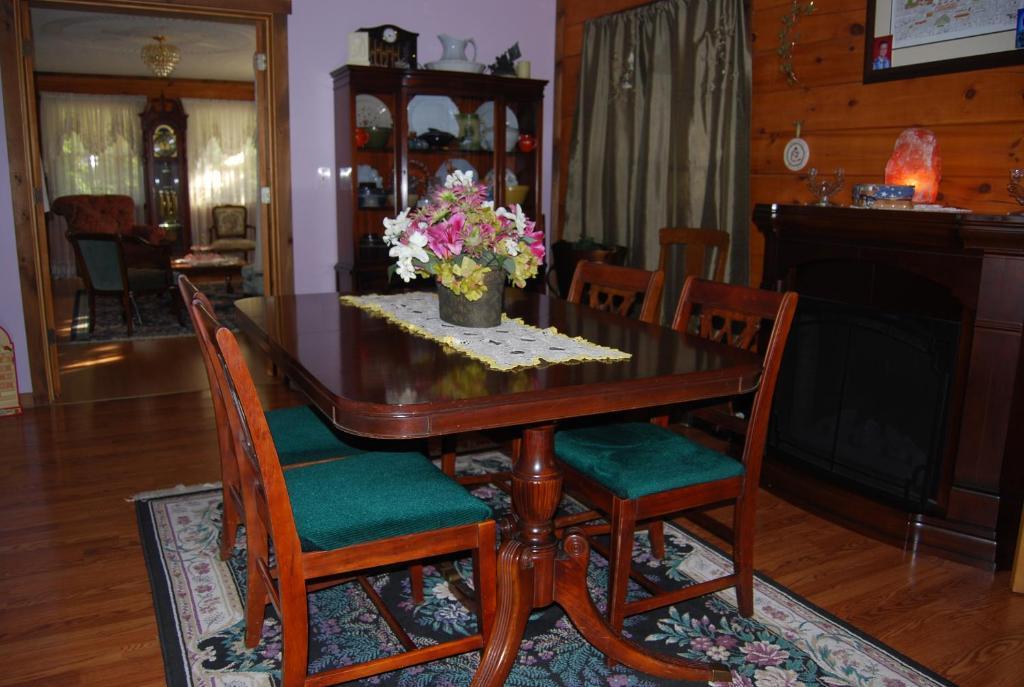 Berry Patch Bnb Лебанон Экстерьер фото